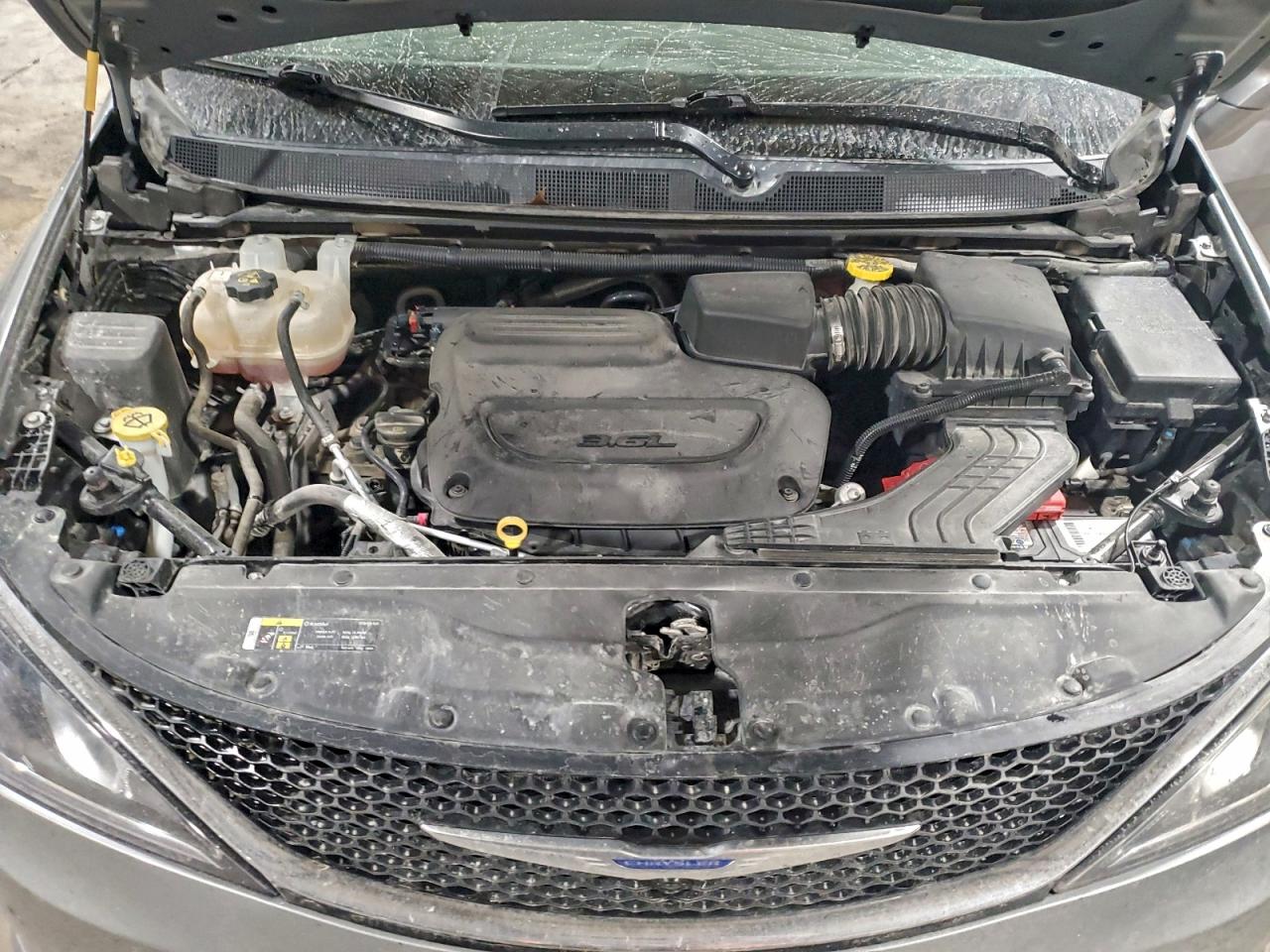 2019 CHRYSLER PACIFICA TOURING L PLUS photo 34