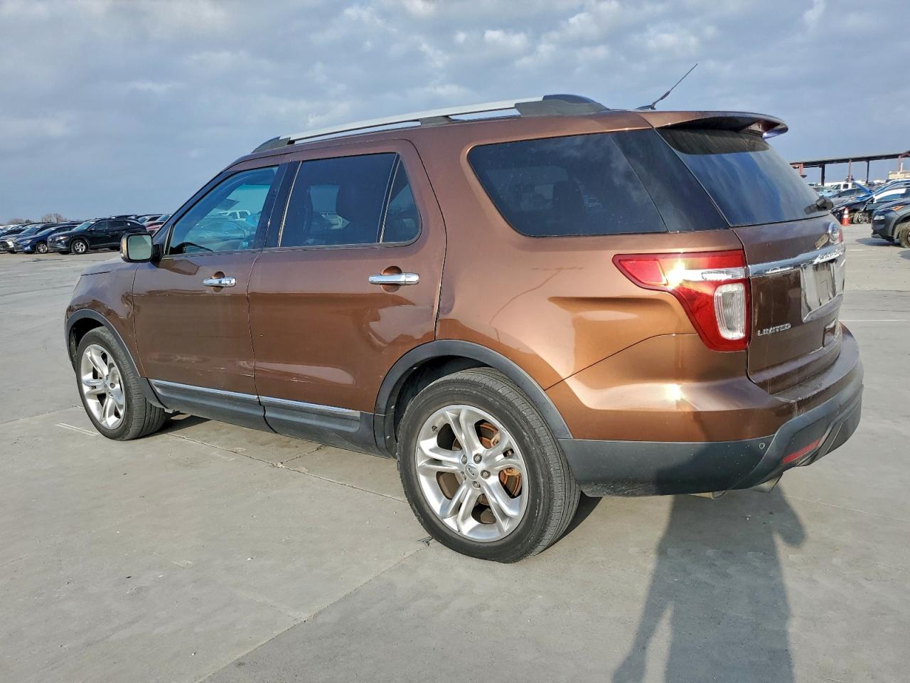 2011 FORD EXPLORER LIMITED photo 3