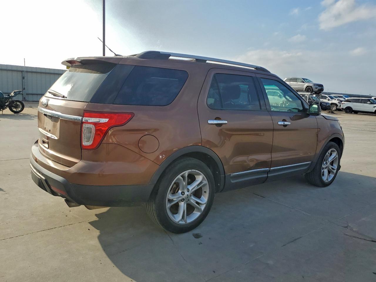 2011 FORD EXPLORER LIMITED photo 5