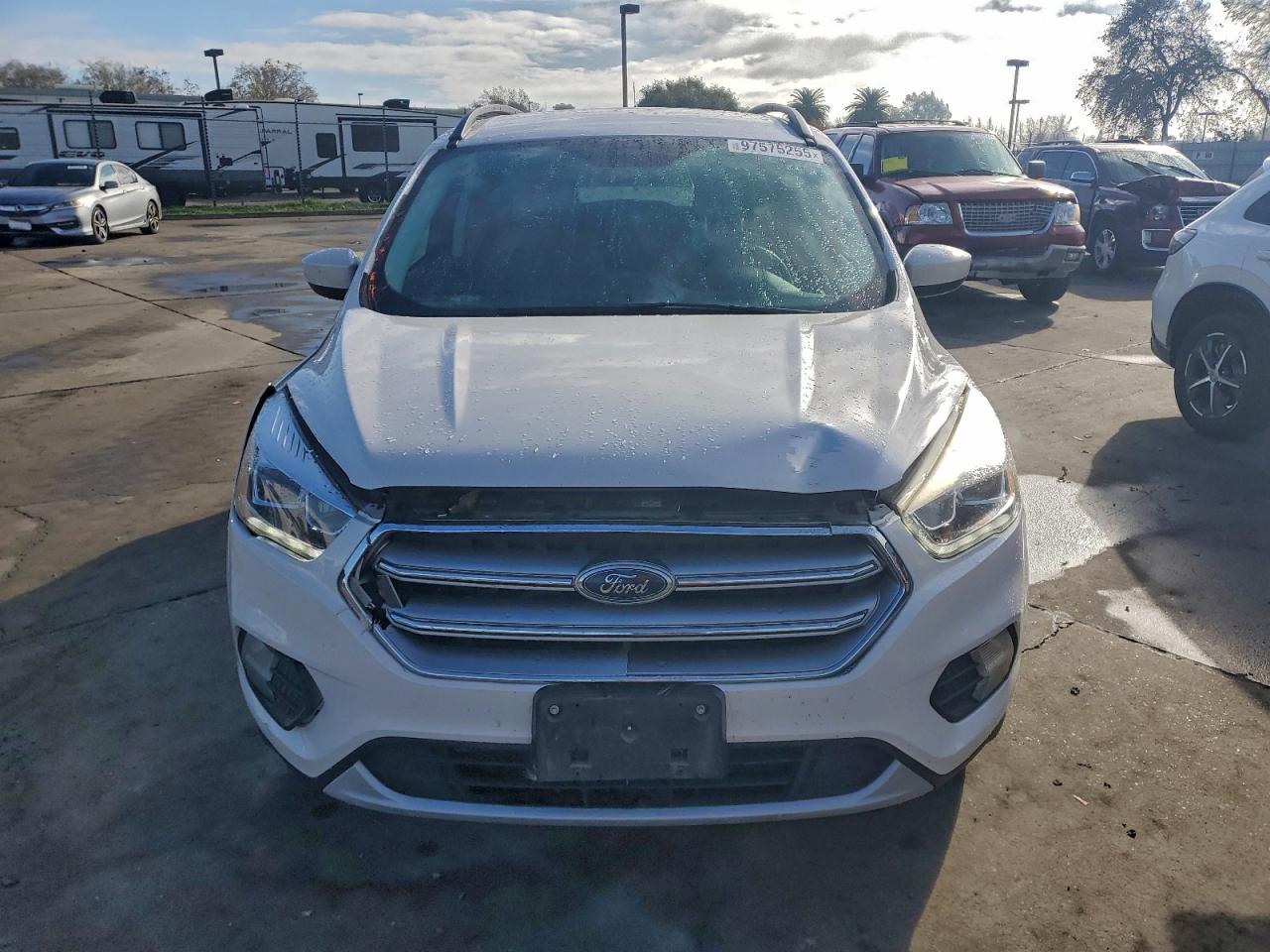 2017 FORD ESCAPE SE photo 13