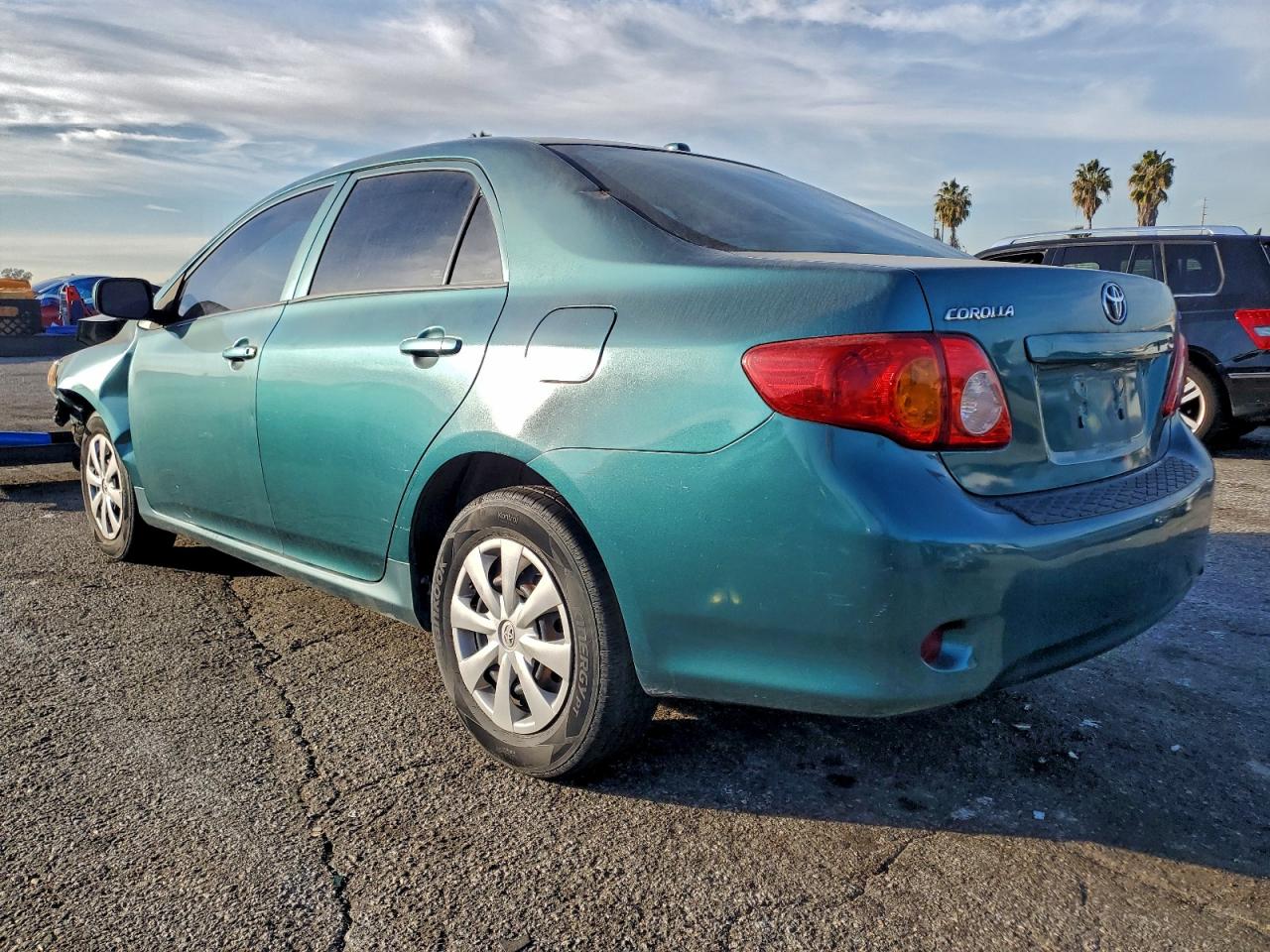 2010 TOYOTA COROLLA BASE photo 2