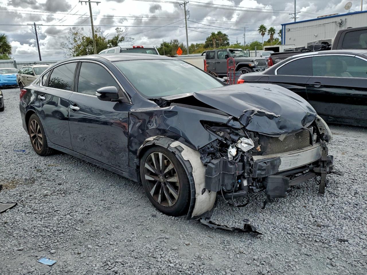 2018 NISSAN ALTIMA photo 4