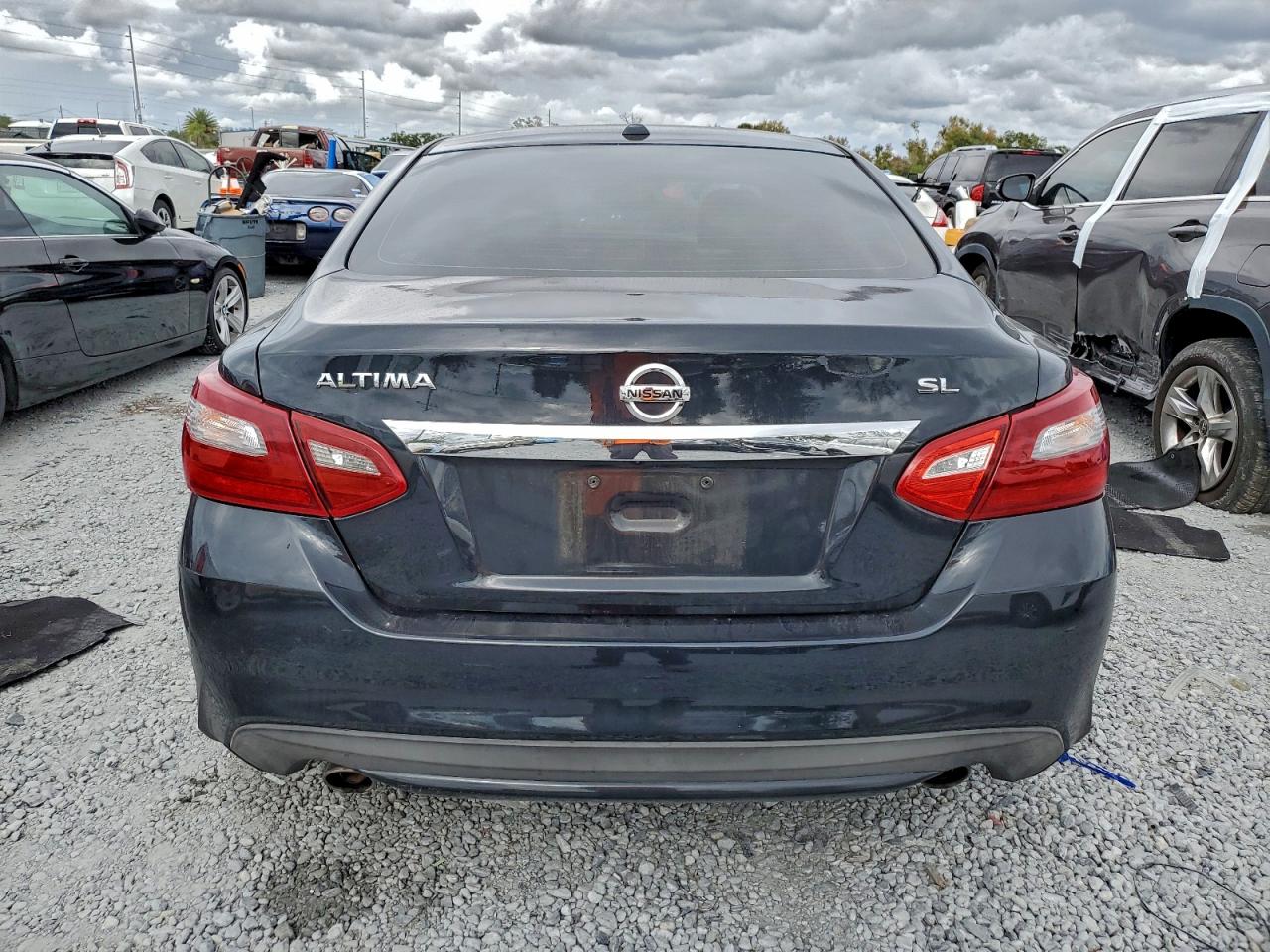 2018 NISSAN ALTIMA photo 6