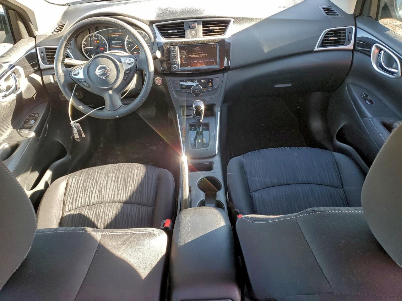 2019 NISSAN SENTRA S photo 29