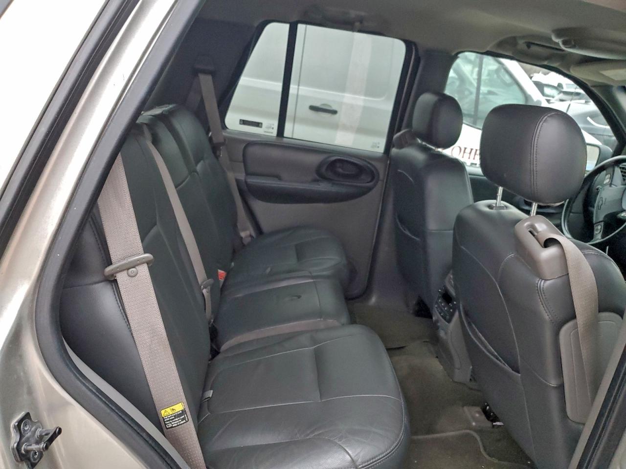 2002 CHEVROLET TRAILBLAZER photo 11