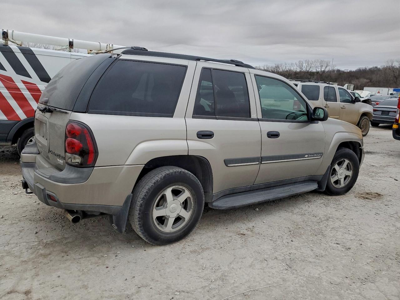 2002 CHEVROLET TRAILBLAZER photo 3
