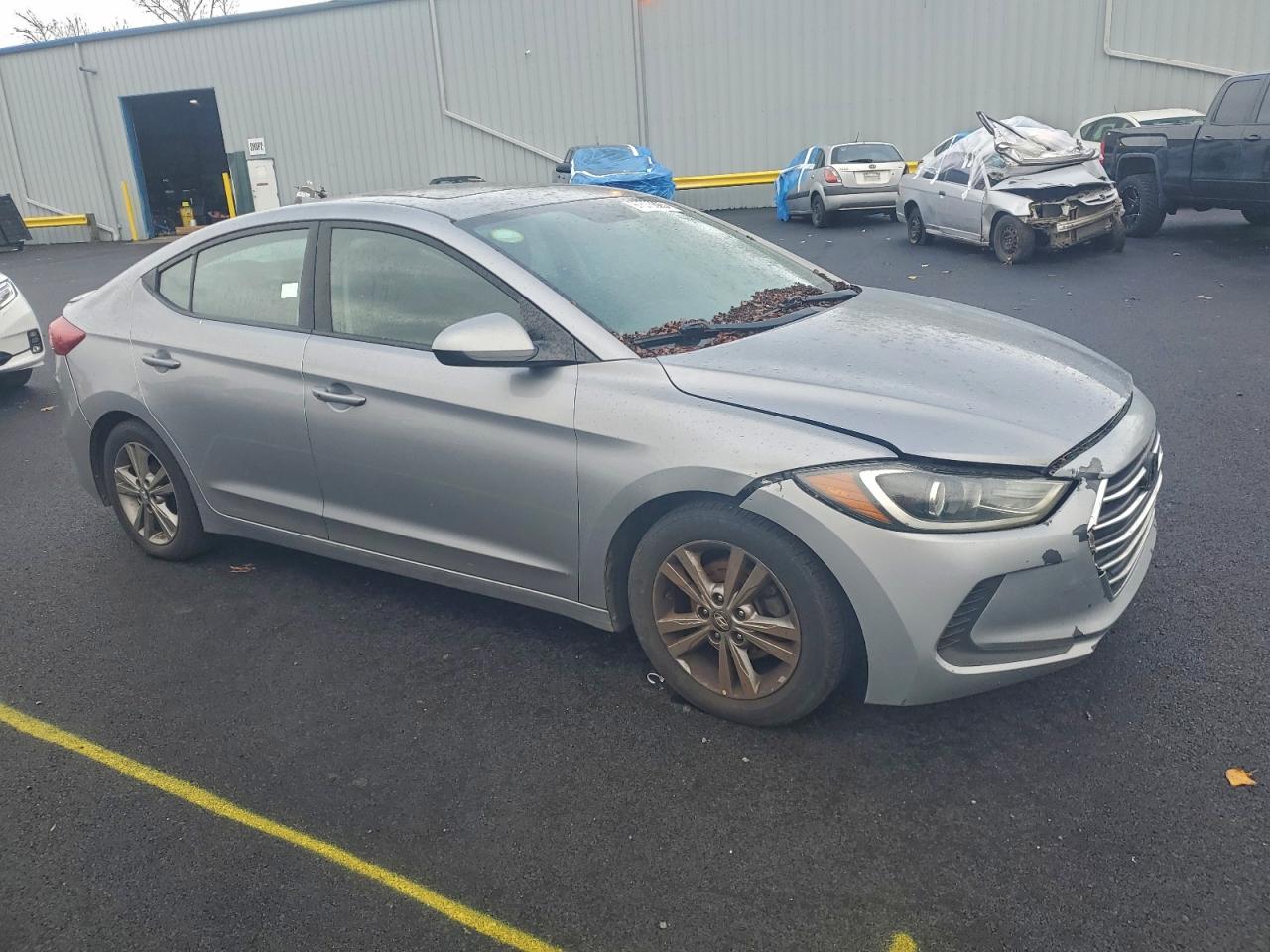 2017 HYUNDAI ELANTRA SE photo 4
