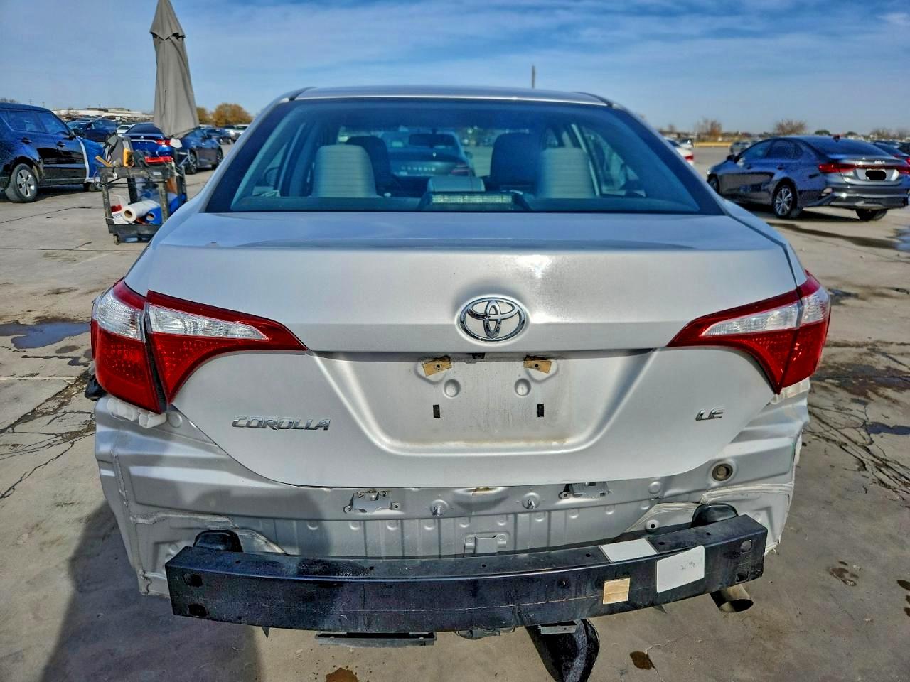 2016 TOYOTA COROLLA L photo 6