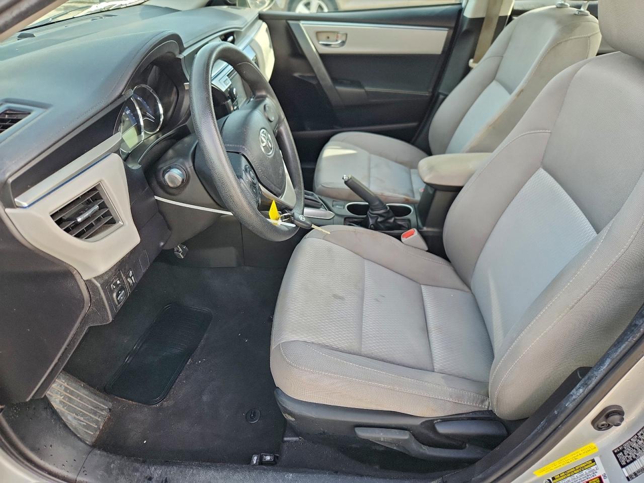 2016 TOYOTA COROLLA L photo 7