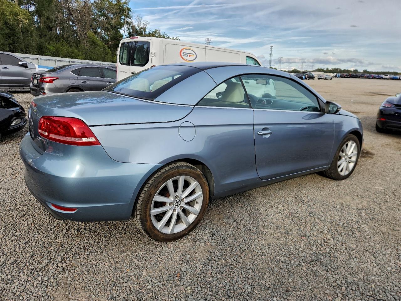 2012 VOLKSWAGEN EOS KOMFORT photo 7