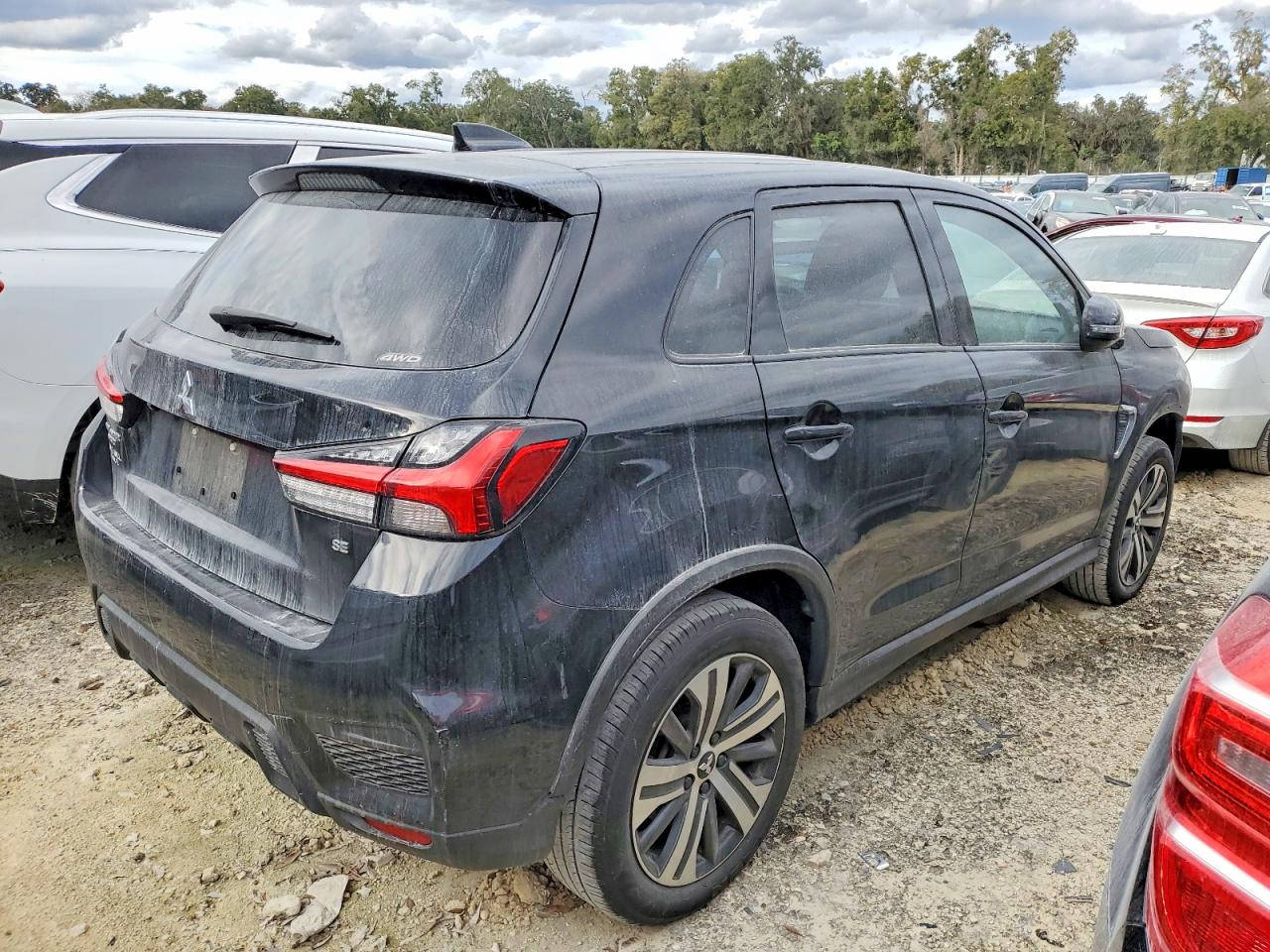 2023 MITSUBISHI OUTLANDER SPORT S/SE photo 5