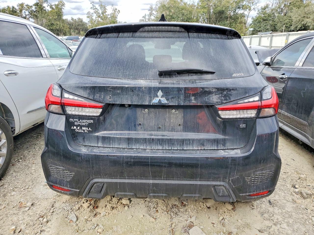 2023 MITSUBISHI OUTLANDER SPORT S/SE photo 11