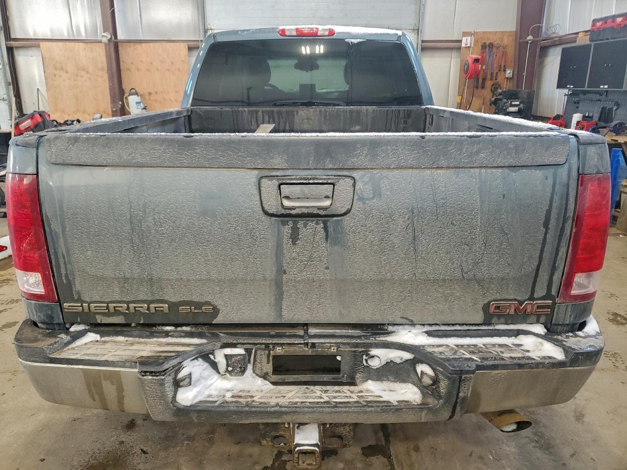 2012 GMC SIERRA K2500 SLE photo 6