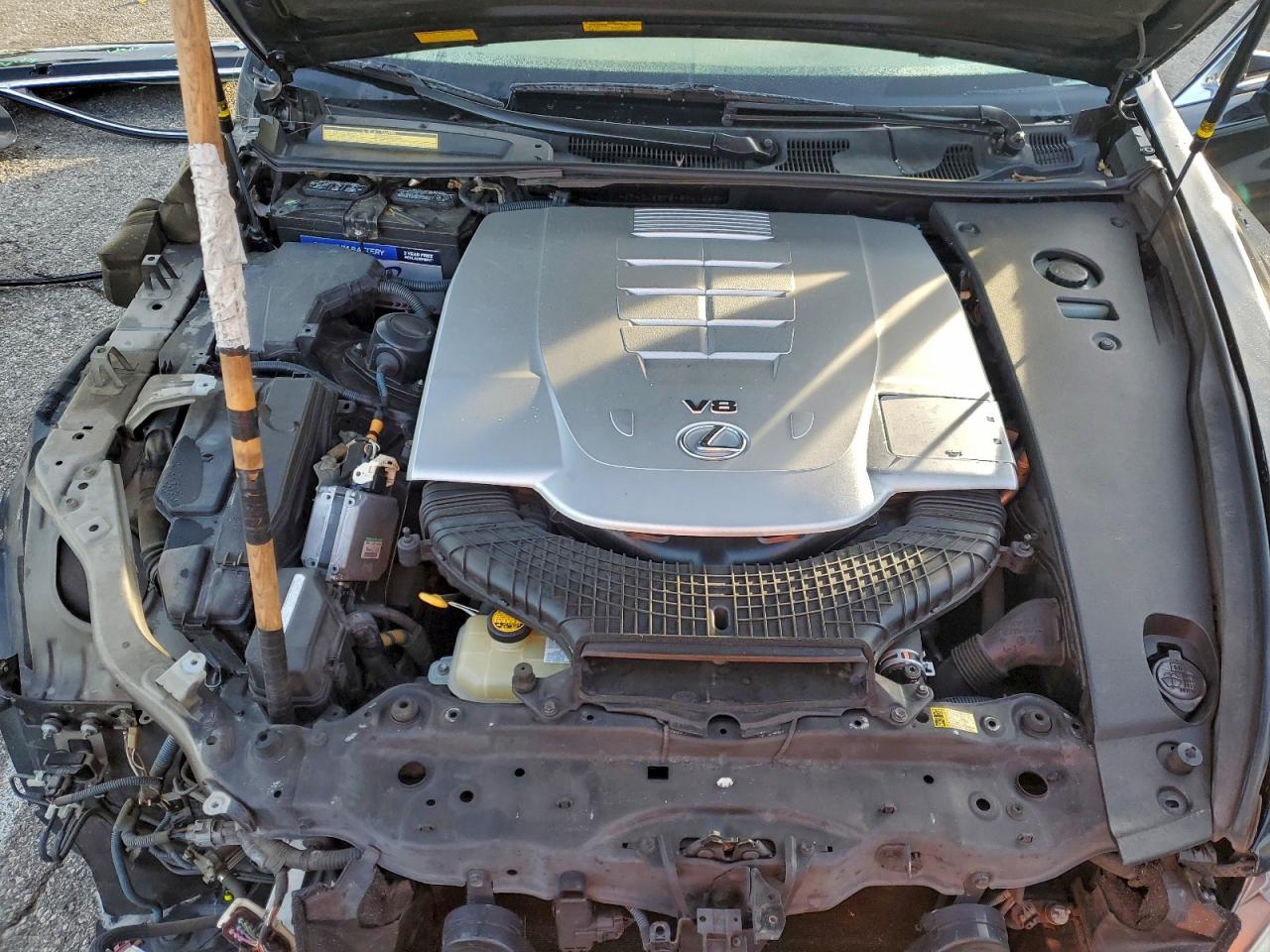 2010 LEXUS LS 460L photo 21
