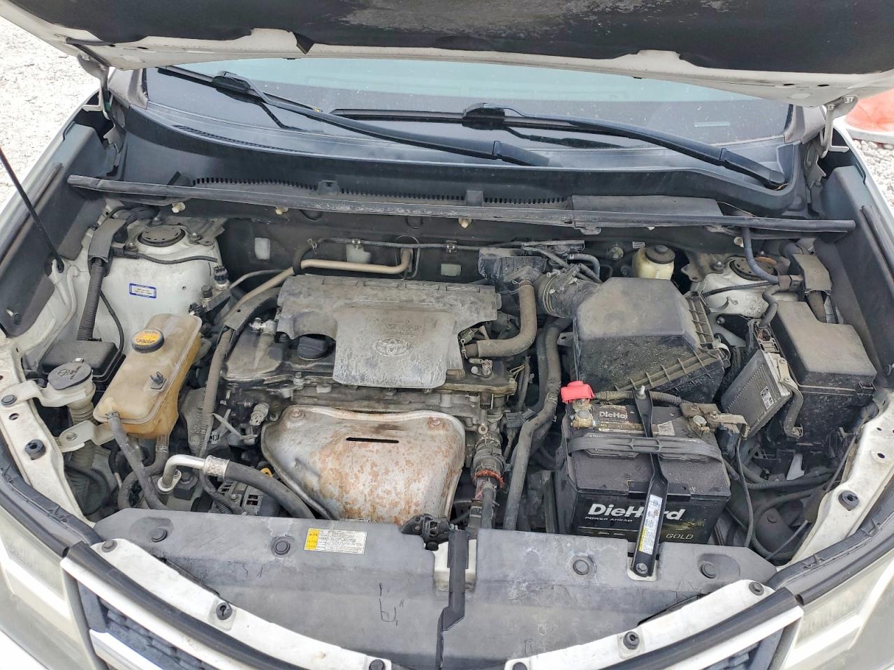 2015 TOYOTA RAV4 LE photo 12