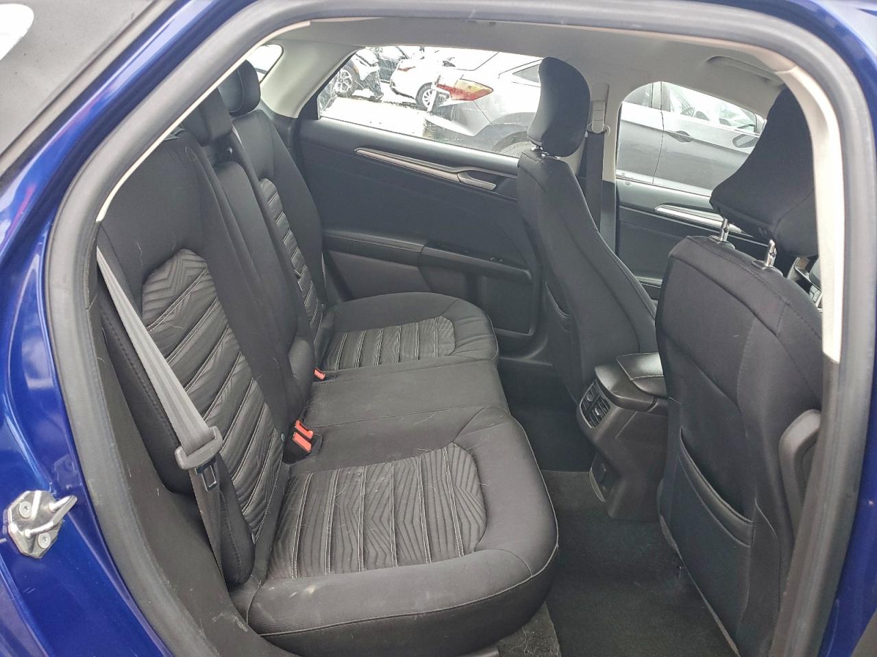 2016 FORD FUSION SE photo 10