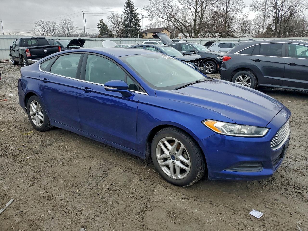 2016 FORD FUSION SE photo 4