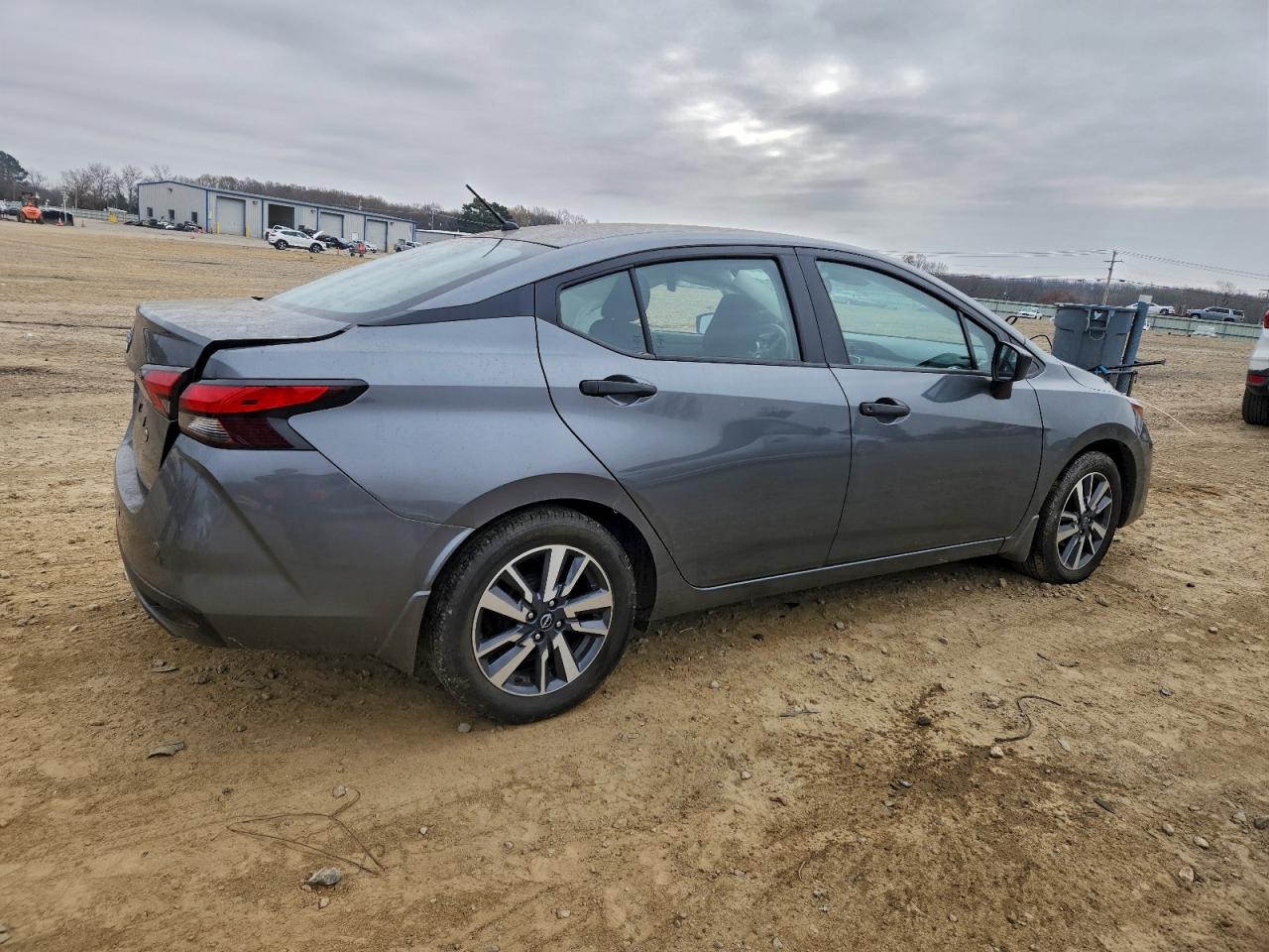 2024 NISSAN VERSA S photo 3