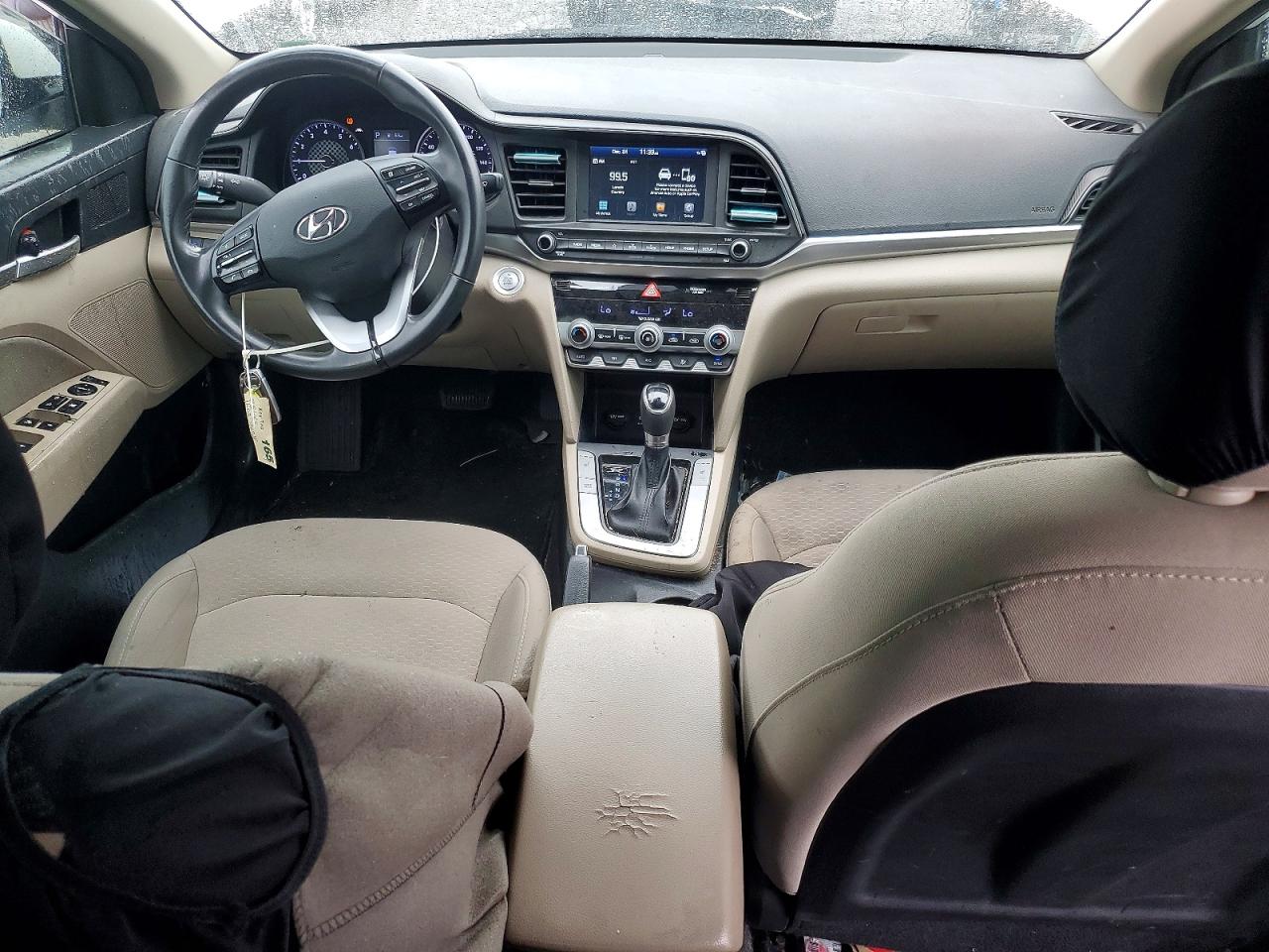 2019 HYUNDAI ELANTRA SEL photo 8