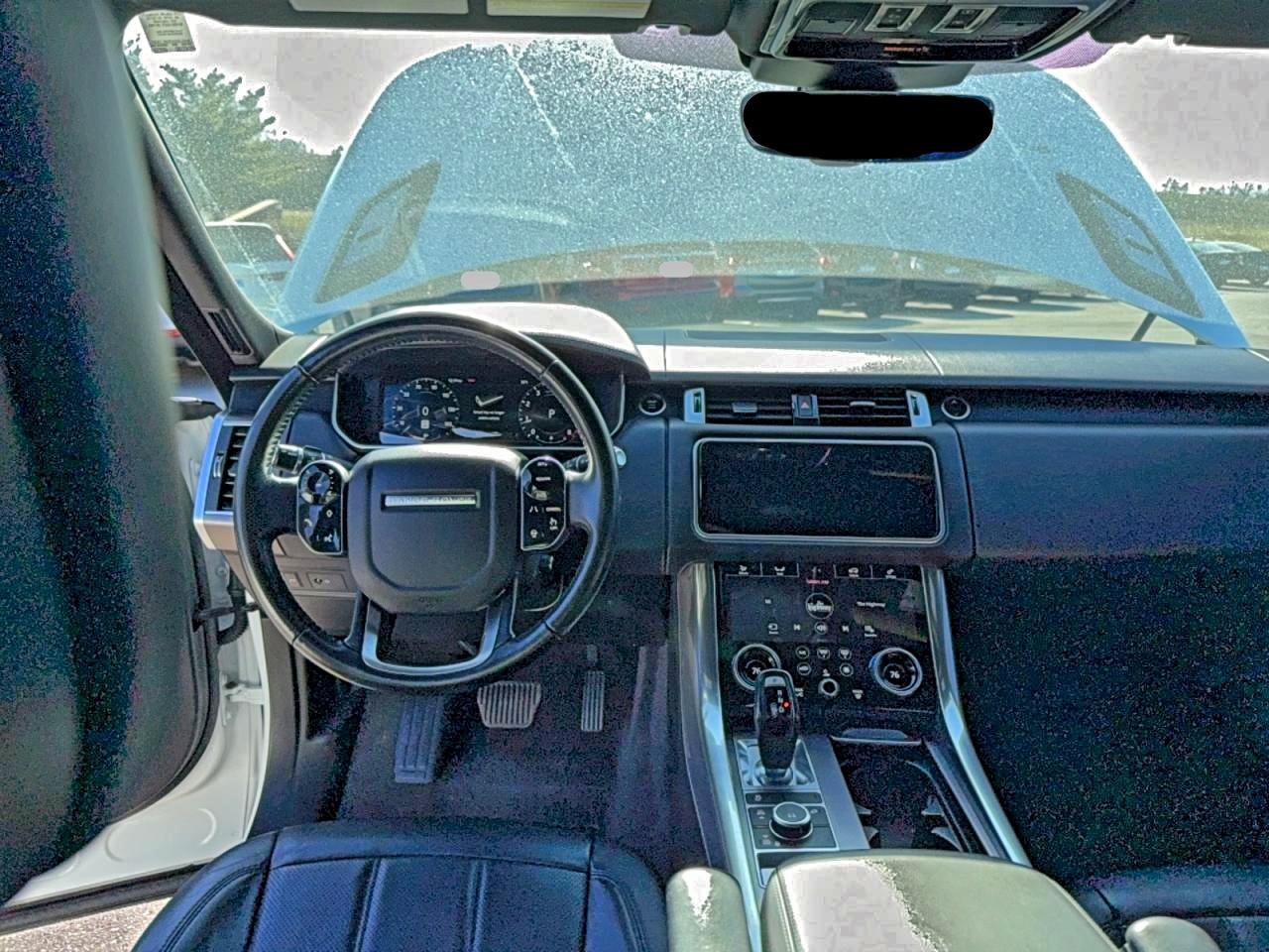 2018 LAND ROVER RANGE ROVER SPORT HSE photo 9