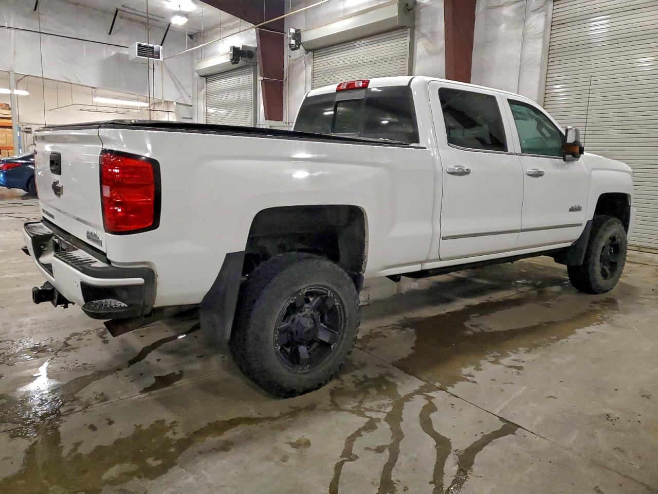 2015 CHEVROLET SILVERADO K2500 HIGH COUNTRY photo 3