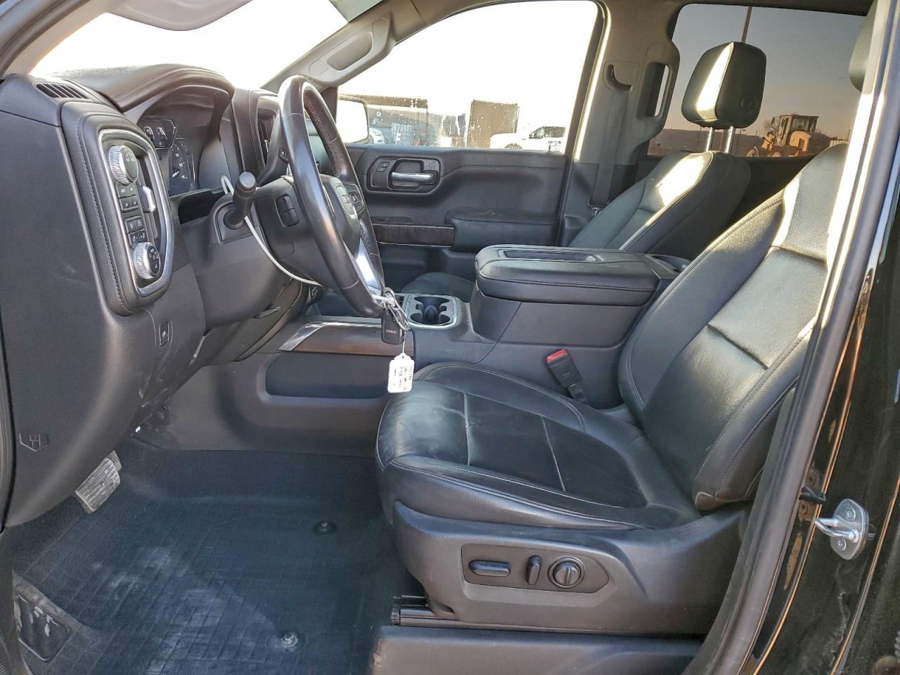 2021 GMC SIERRA K1500 SLT photo 19