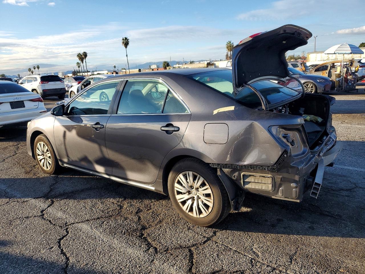 2013 TOYOTA CAMRY L photo 2