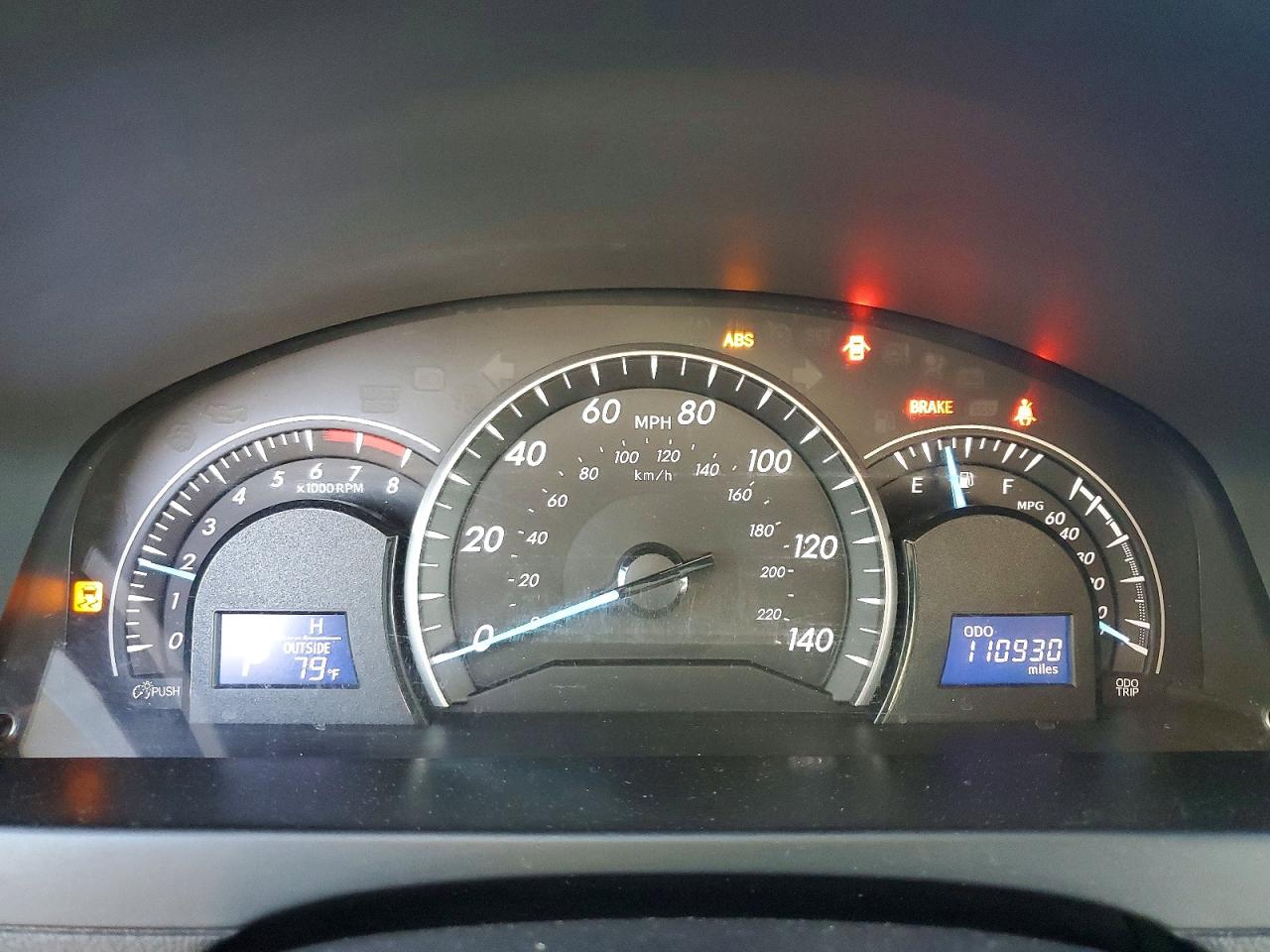 2013 TOYOTA CAMRY L photo 9