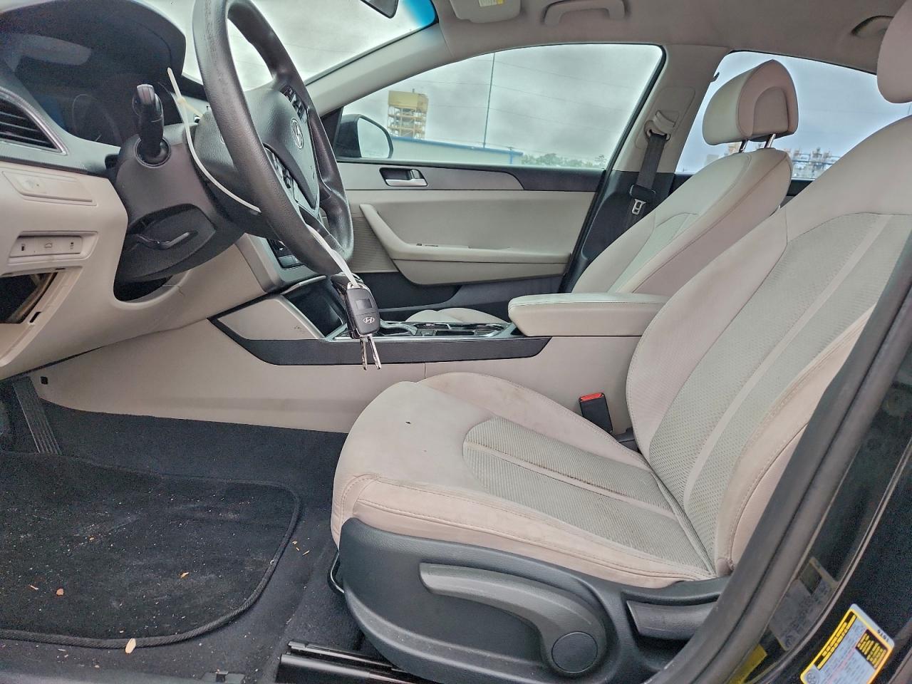 2015 HYUNDAI SONATA SE photo 7