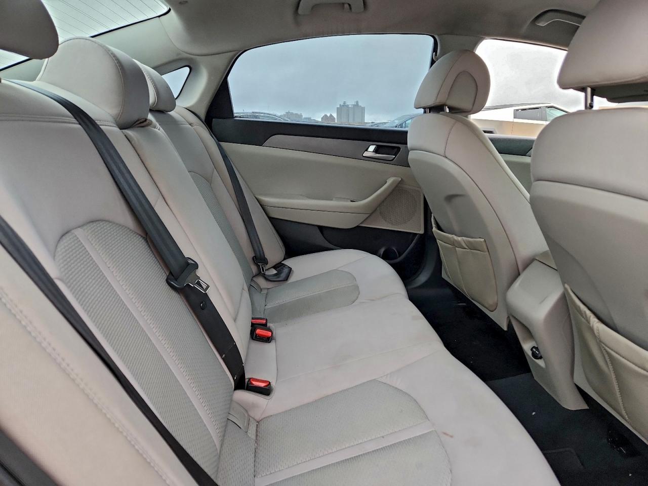 2015 HYUNDAI SONATA SE photo 10