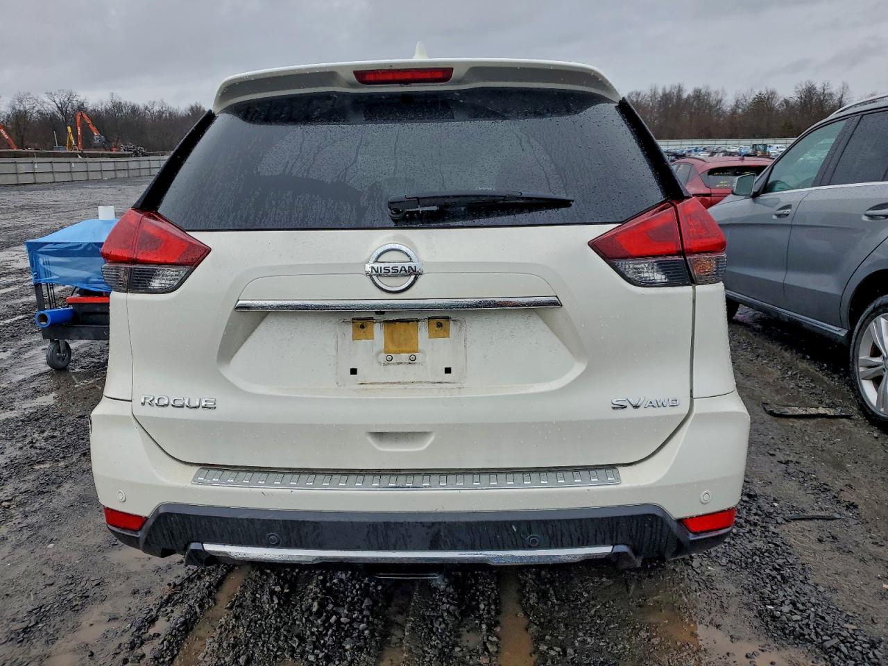 2020 NISSAN ROGUE S photo 6