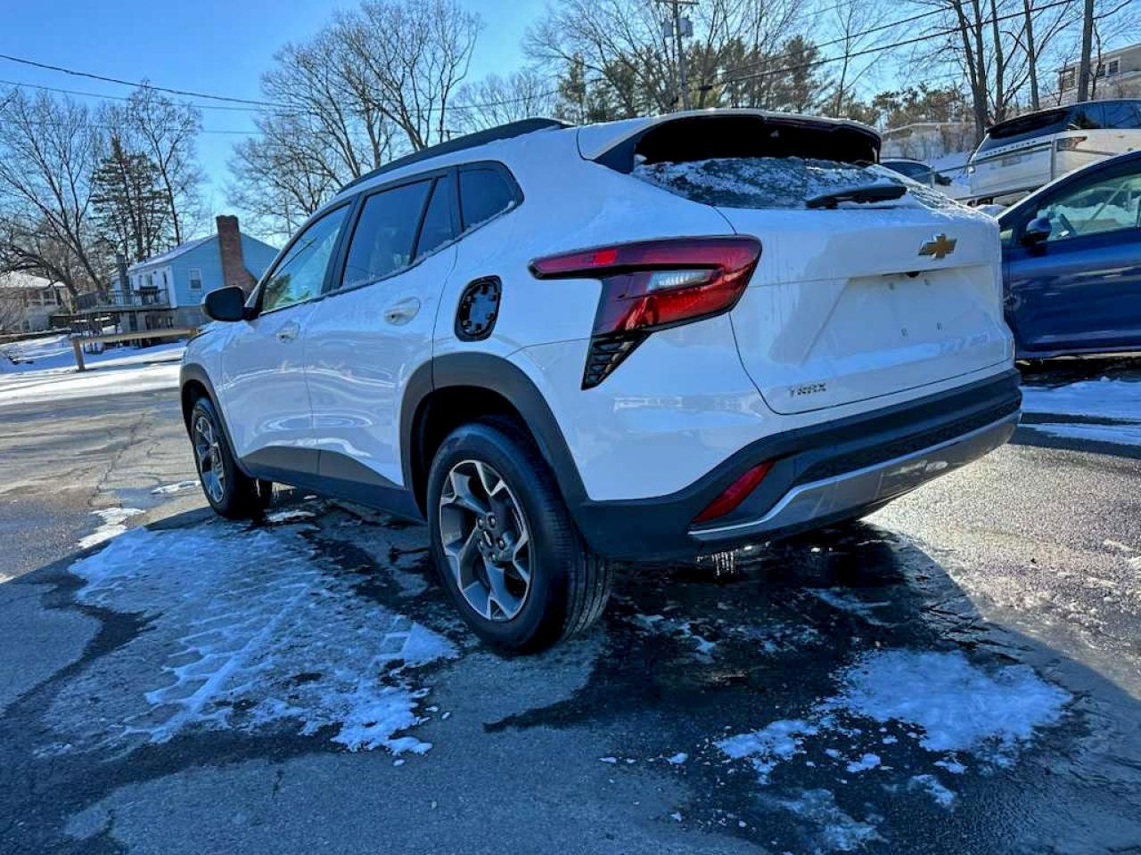 2025 CHEVROLET TRAX 1LT photo 4