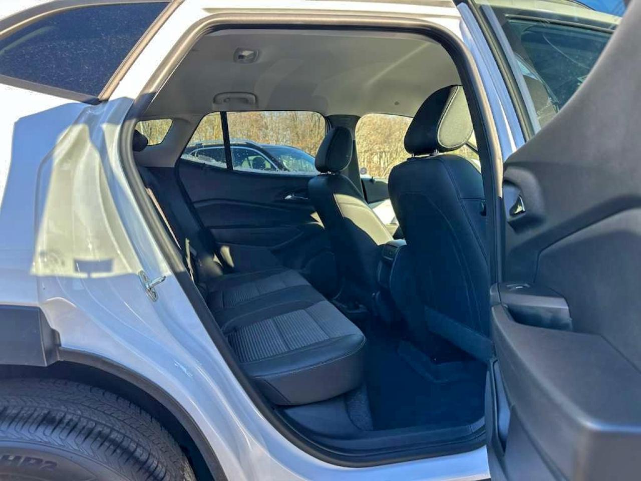 2025 CHEVROLET TRAX 1LT photo 25
