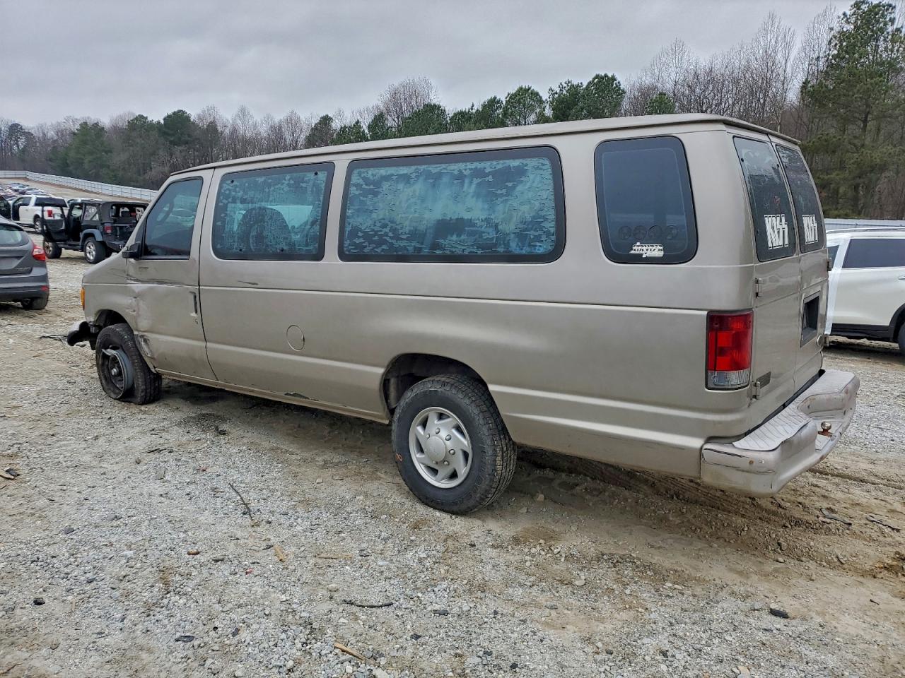 2003 FORD ECONOLINE E350 SUPER DUTY WAGON photo 4