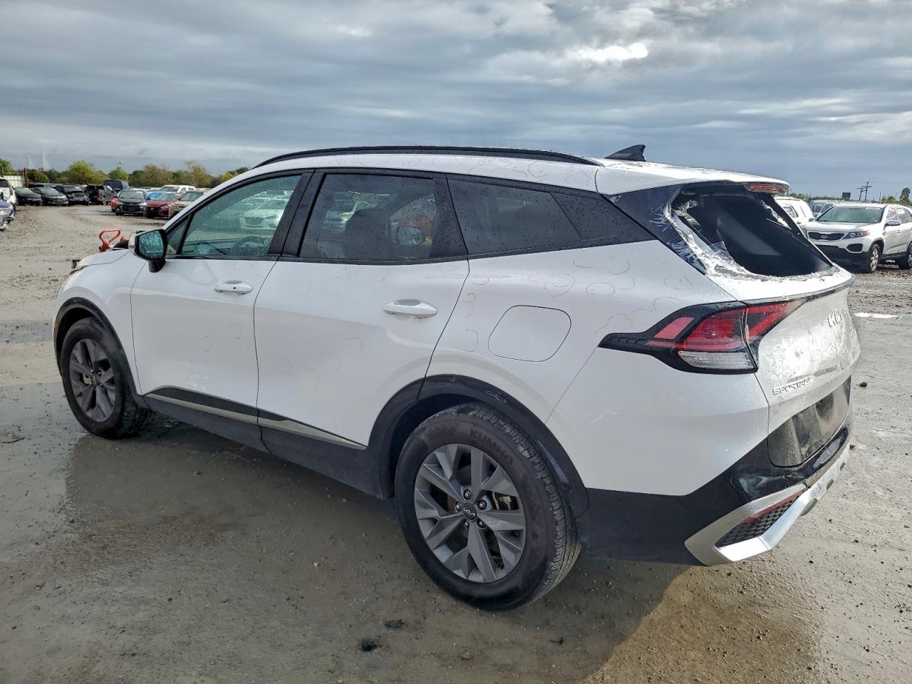 2025 KIA SPORTAGE SX photo 2