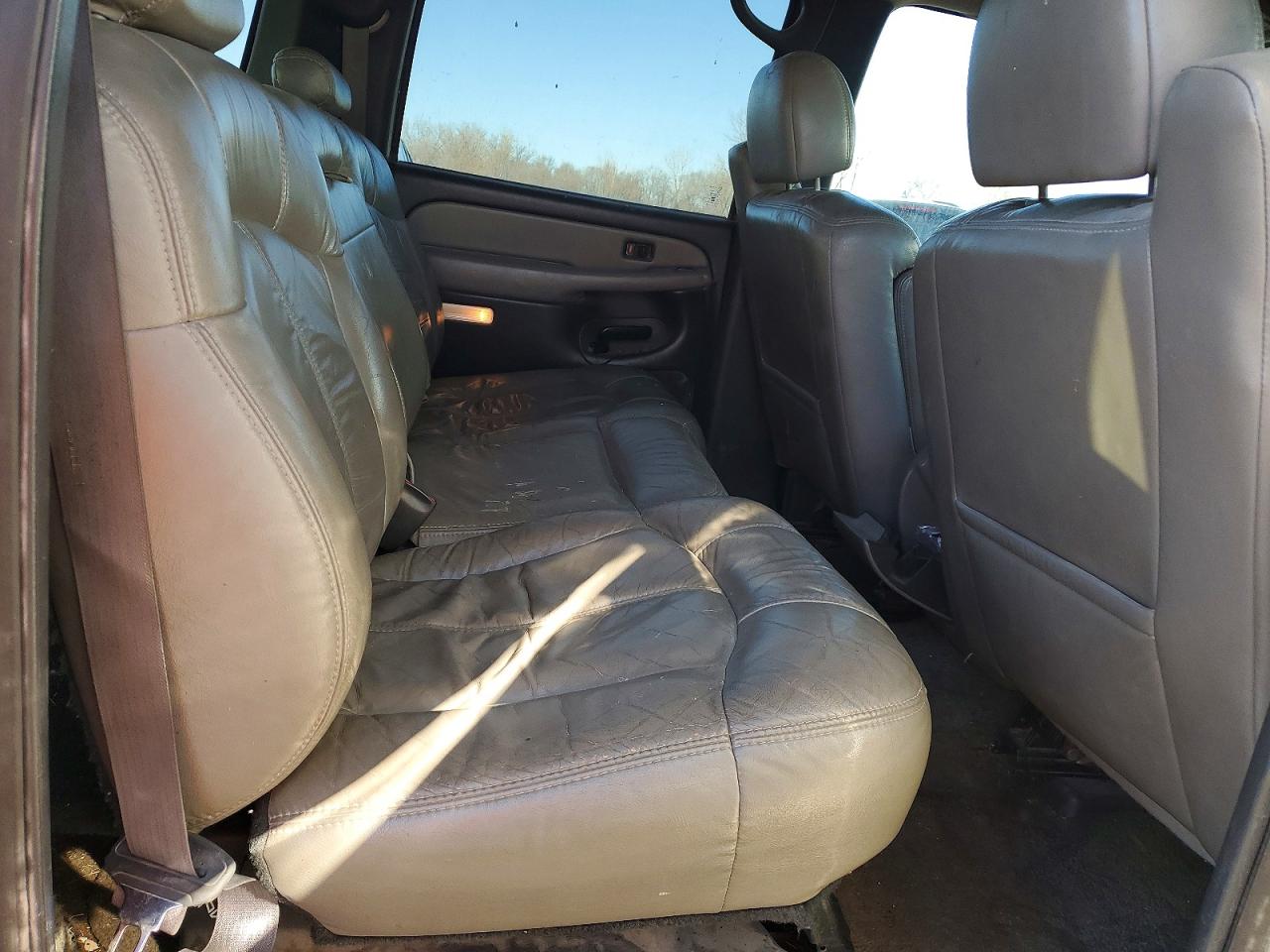 2002 CHEVROLET SUBURBAN K1500 photo 11