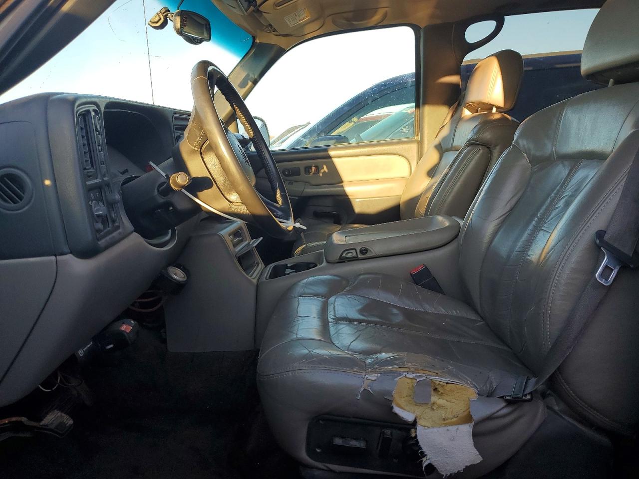 2002 CHEVROLET SUBURBAN K1500 photo 7