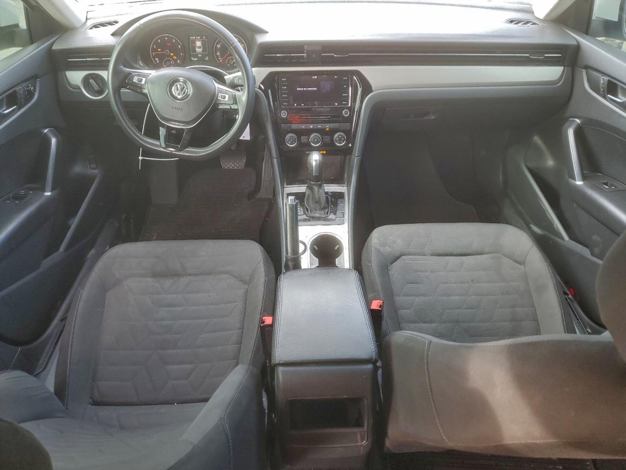 2021 VOLKSWAGEN PASSAT S photo 8