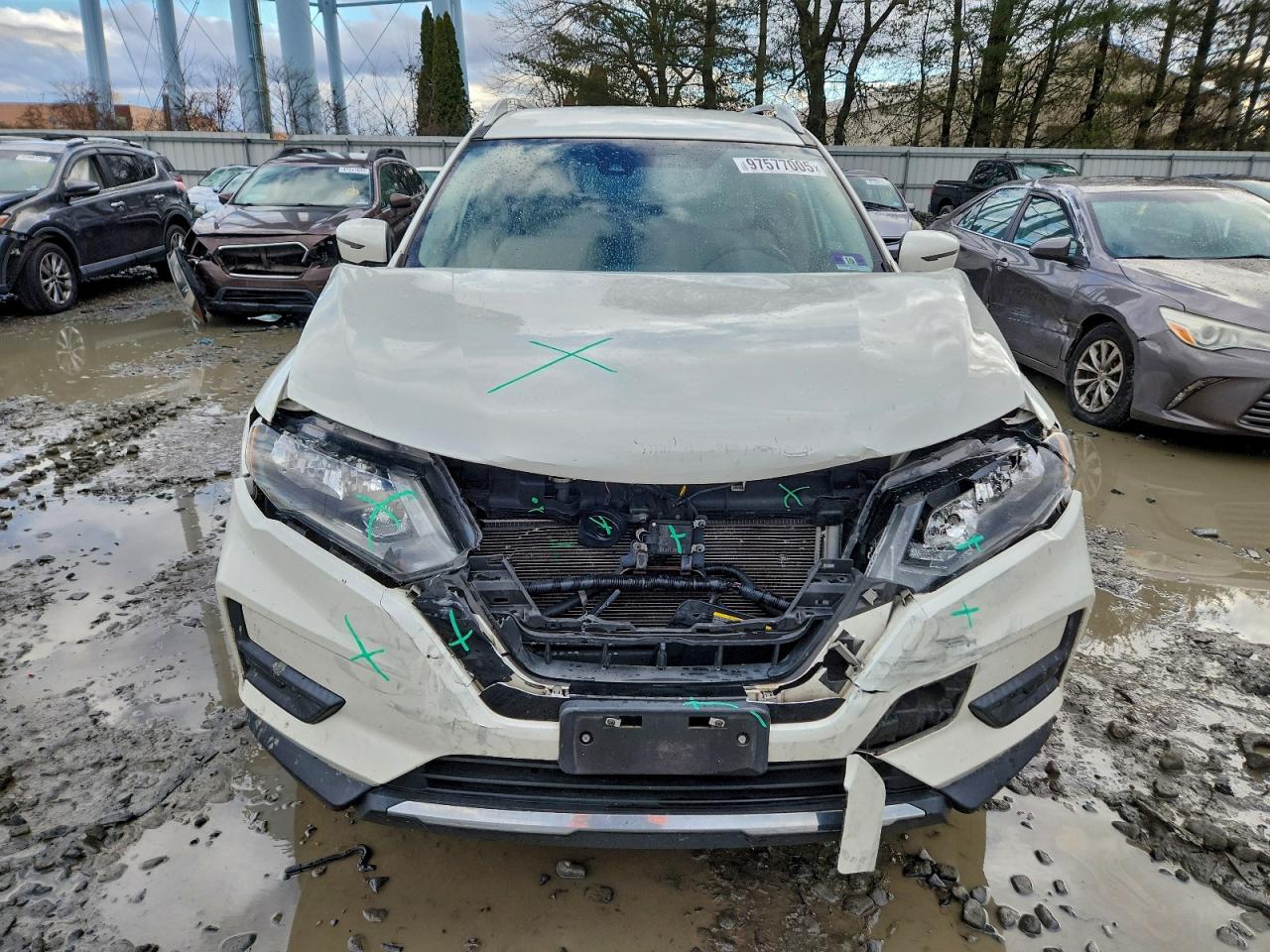 2019 NISSAN ROGUE S photo 5