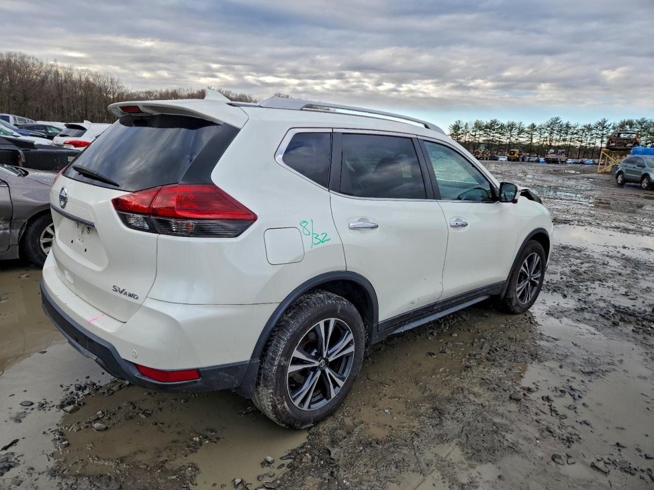 2019 NISSAN ROGUE S photo 3