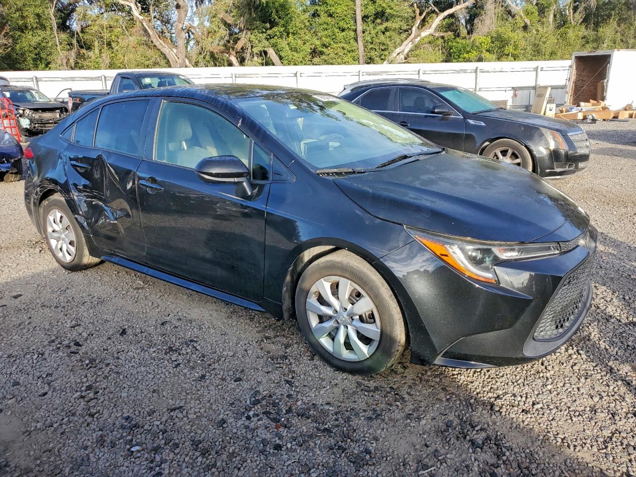 2020 TOYOTA COROLLA LE photo 4