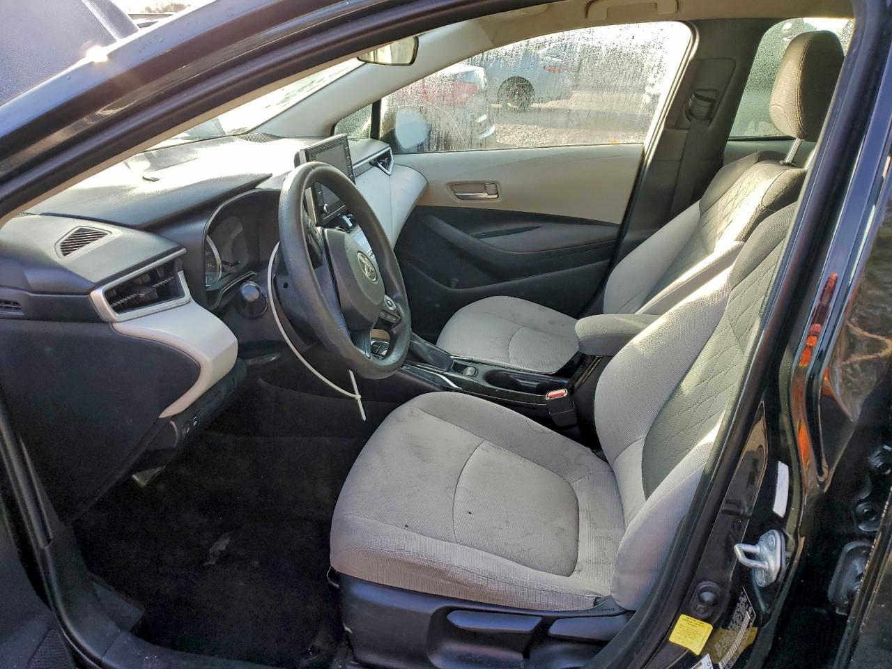 2020 TOYOTA COROLLA LE photo 7