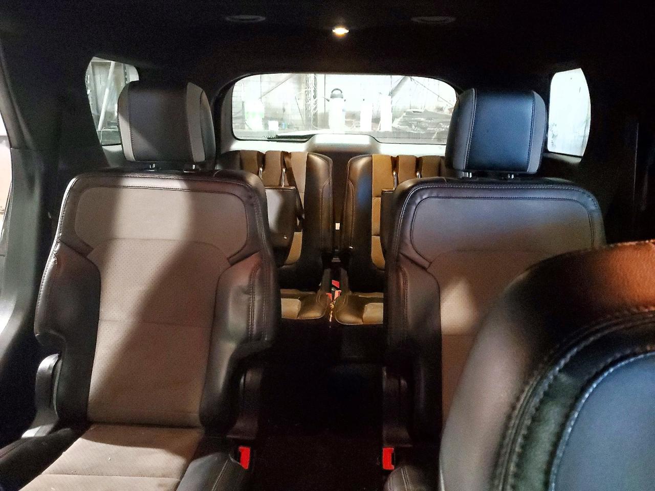 2017 FORD EXPLORER XLT photo 19