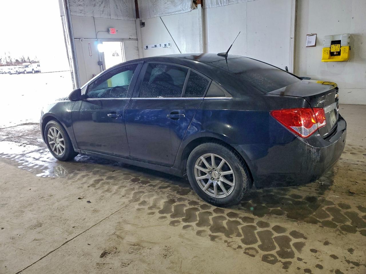 2011 CHEVROLET CRUZE LS photo 2