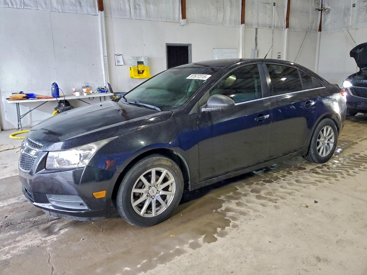 2011 CHEVROLET CRUZE
