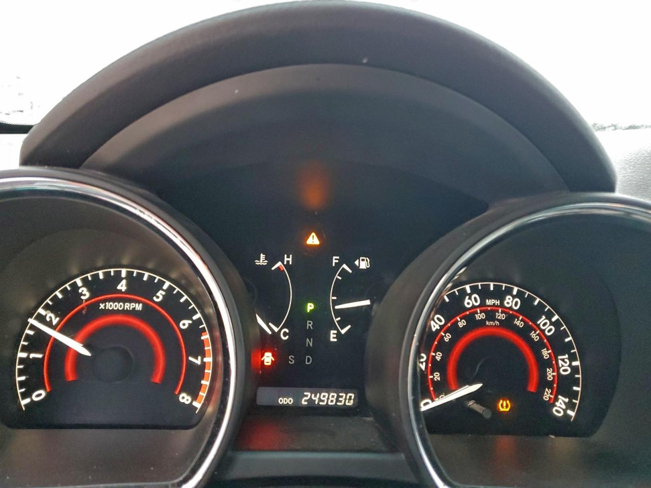 2013 TOYOTA HIGHLANDER BASE photo 9