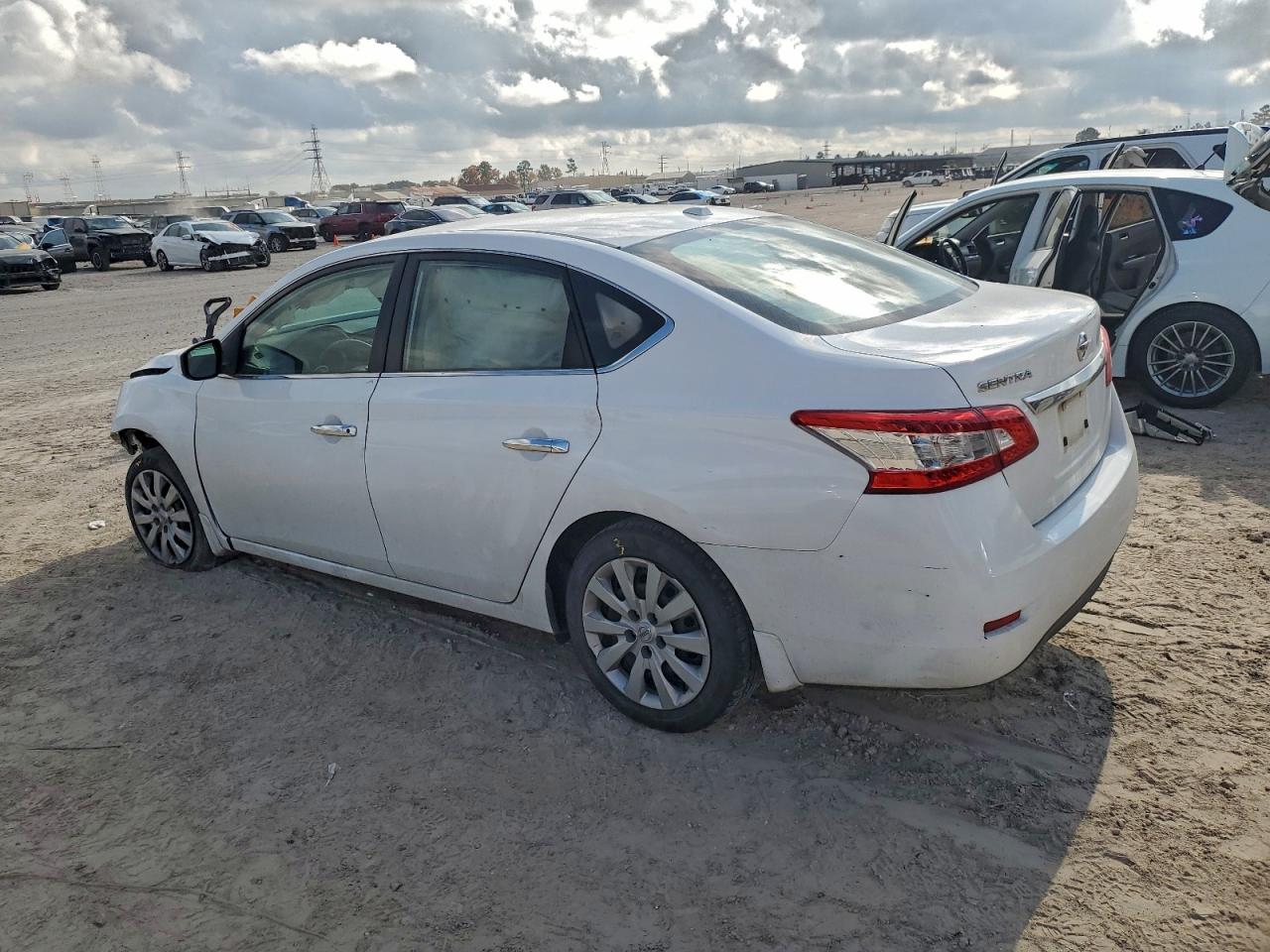 2015 NISSAN SENTRA S photo 2