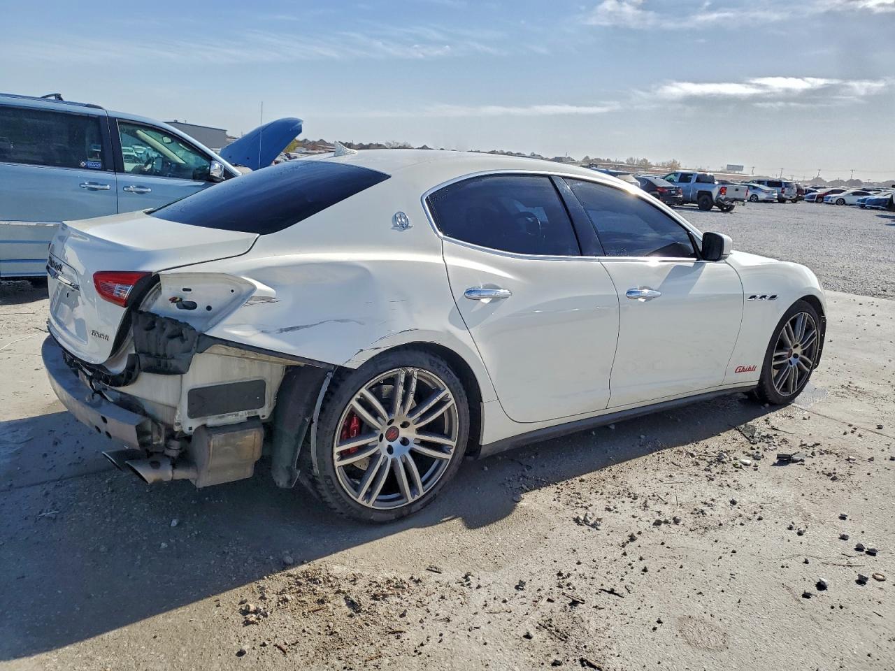 2014 MASERATI GHIBLI S photo 3