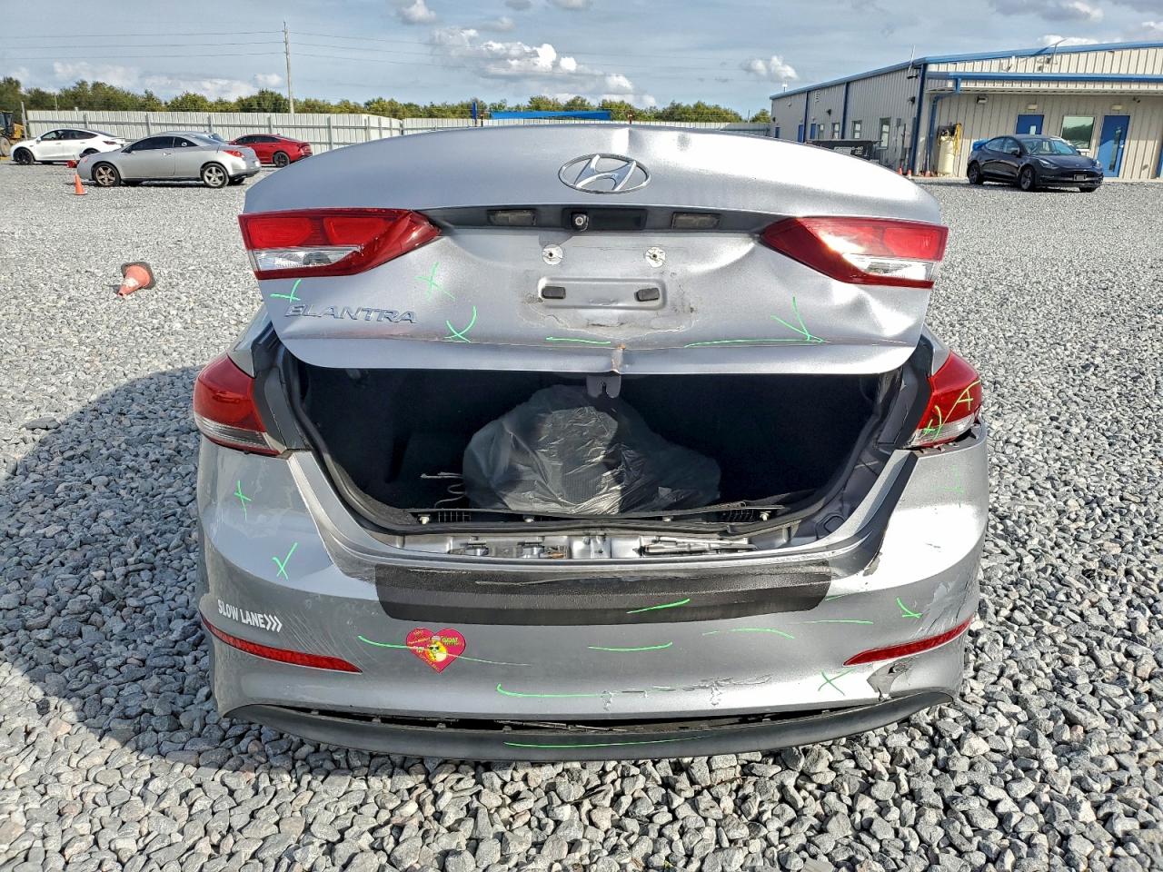 2017 HYUNDAI ELANTRA SE photo 6