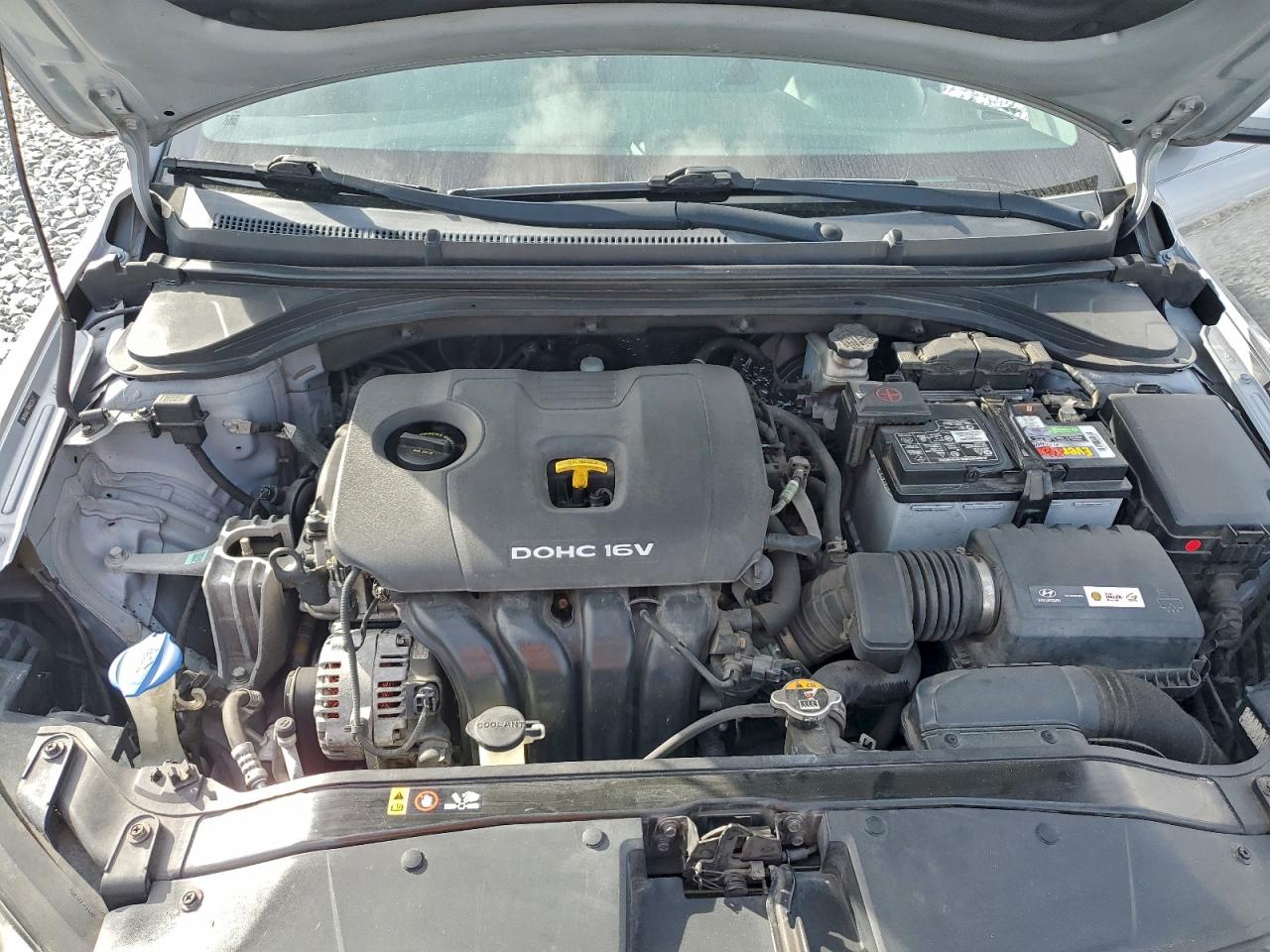 2017 HYUNDAI ELANTRA SE photo 11